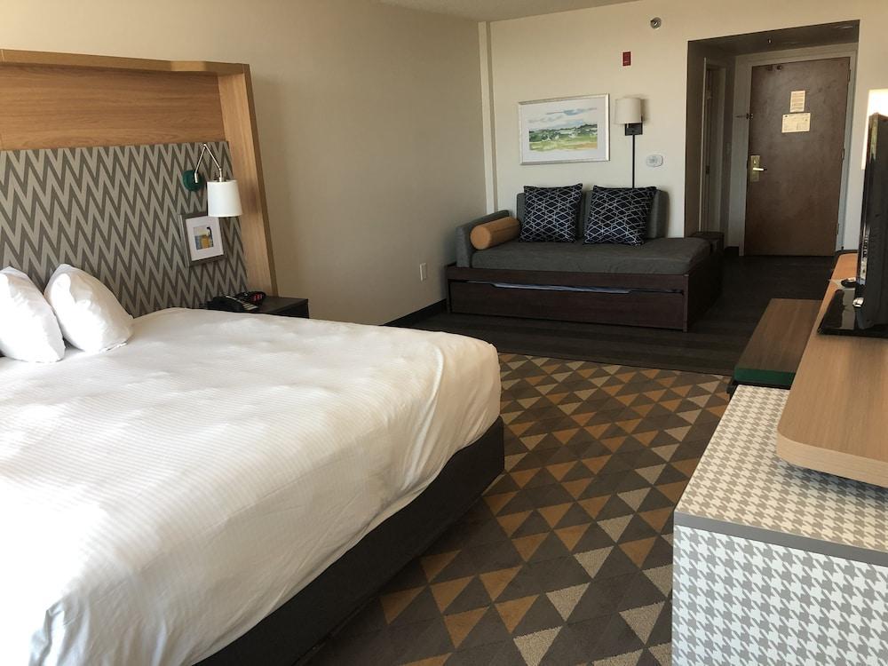Holiday Inn Cleveland By Ihg Exterior photo