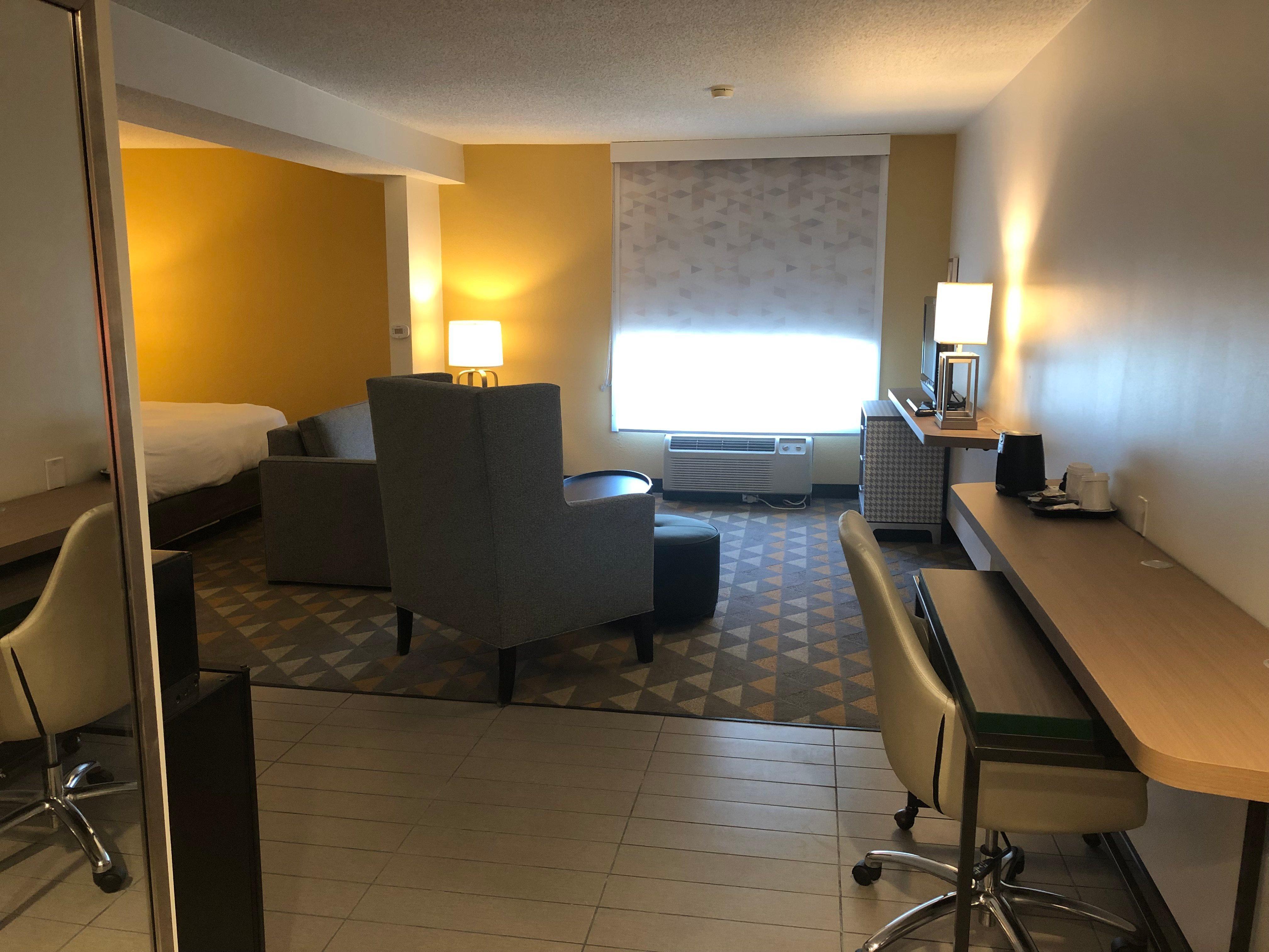Holiday Inn Cleveland By Ihg Exterior photo